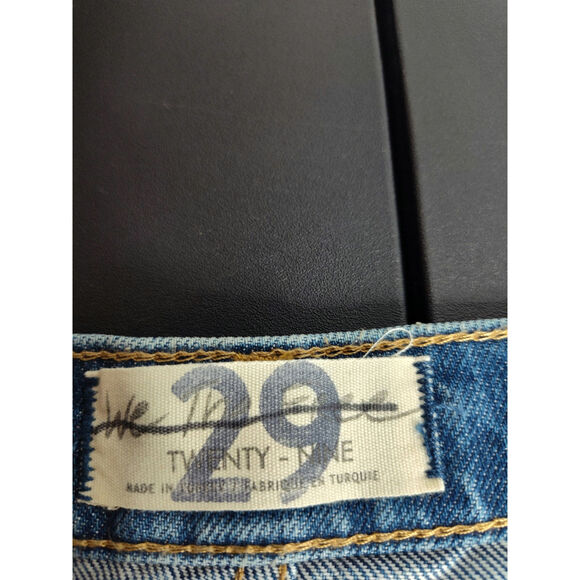 Free People We the Free Raw Hem Paint Splatter Boyfriend Fit Jeans NWOT size 29 - Picture 4 of 9